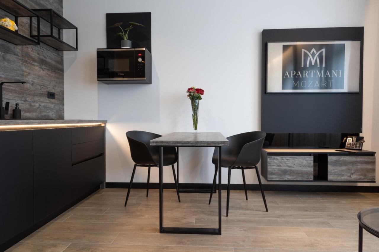 Apartmani Mozart-Centar 维罗维蒂察 外观 照片