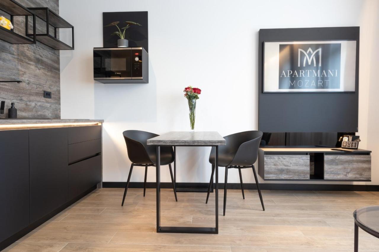 Apartmani Mozart-Centar 维罗维蒂察 外观 照片