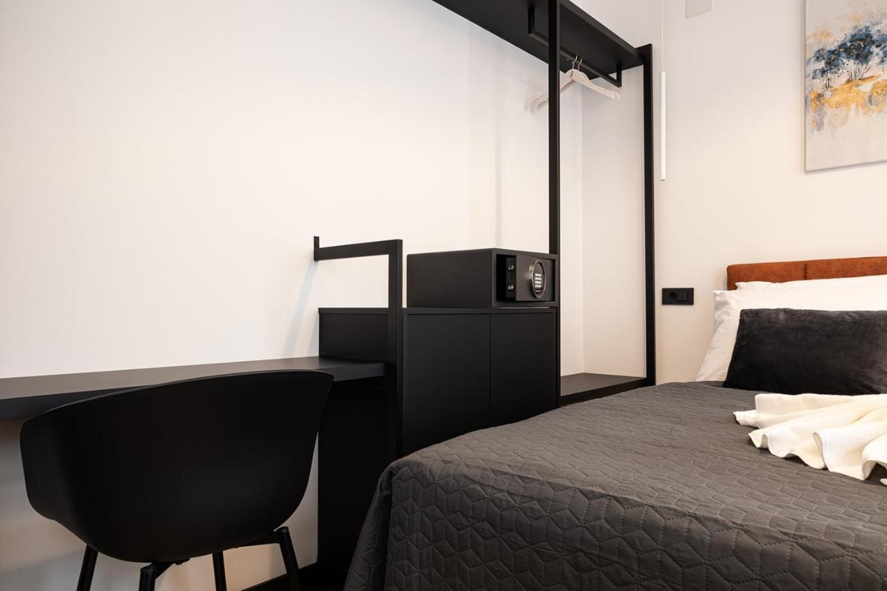 Apartmani Mozart-Centar 维罗维蒂察 外观 照片