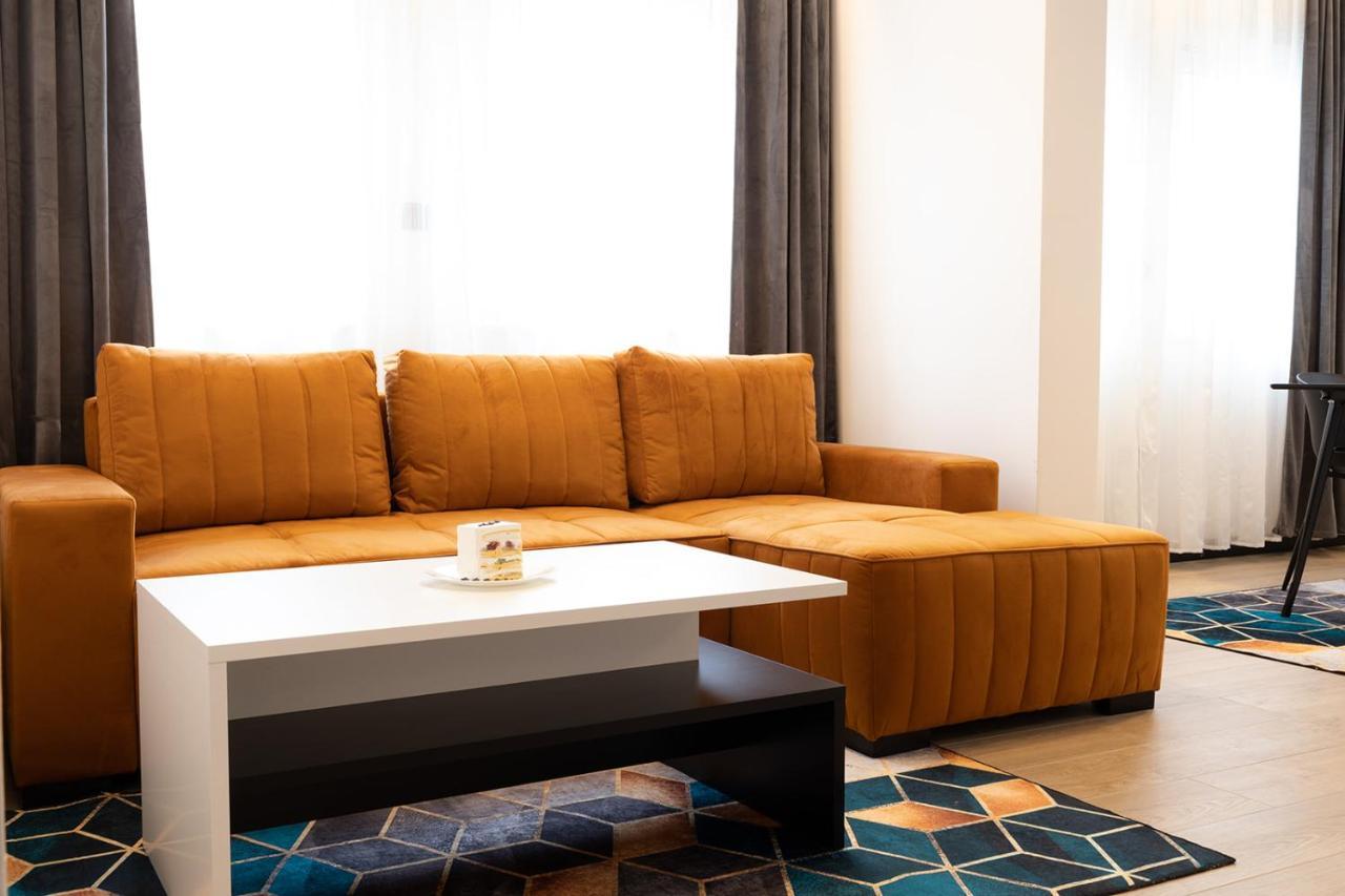 Apartmani Mozart-Centar 维罗维蒂察 外观 照片