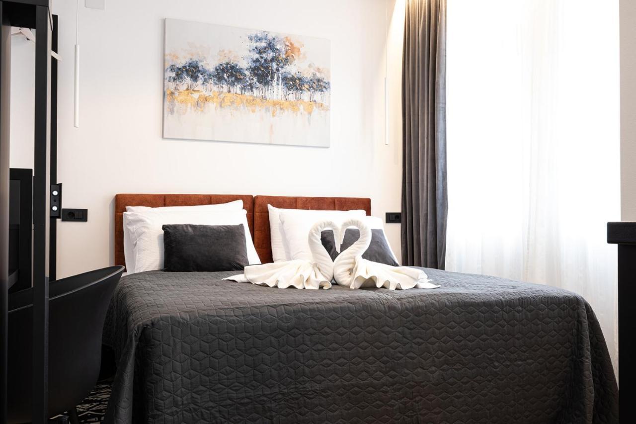 Apartmani Mozart-Centar 维罗维蒂察 外观 照片